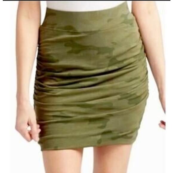 Sm NWOT Sundry Soleil Camo Mini Skirt USA Made Evereve Ruched Streetwear Army 00 - Picture 1 of 8
